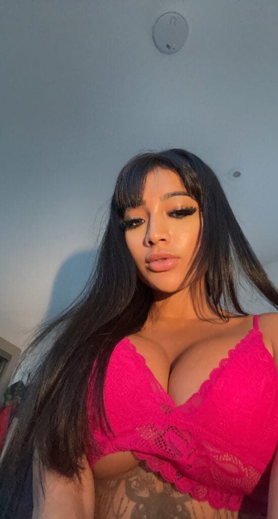 Photo of Yasmina Khan , creator on OnlyFans with exclusive content