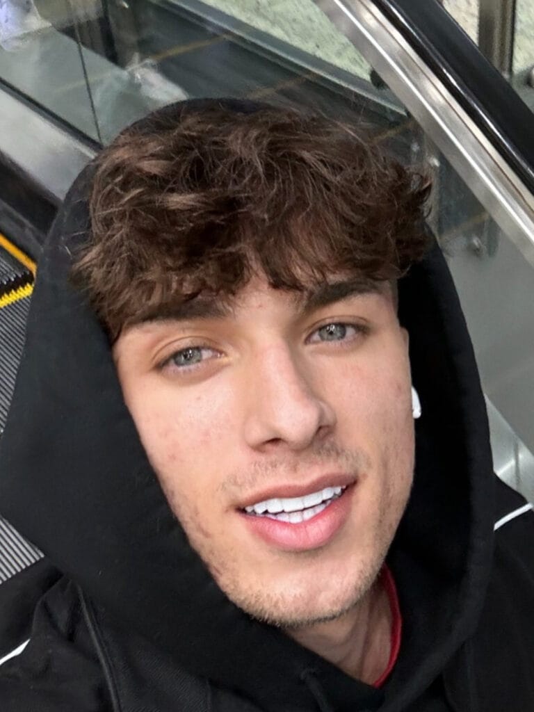 Photo of ethan , creator on OnlyFans with exclusive content