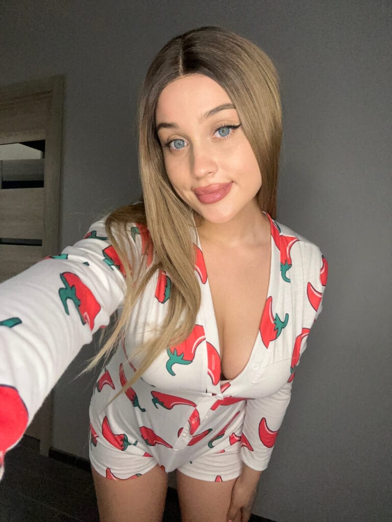 Photo of Stella Wilson, creator on OnlyFans with exclusive content